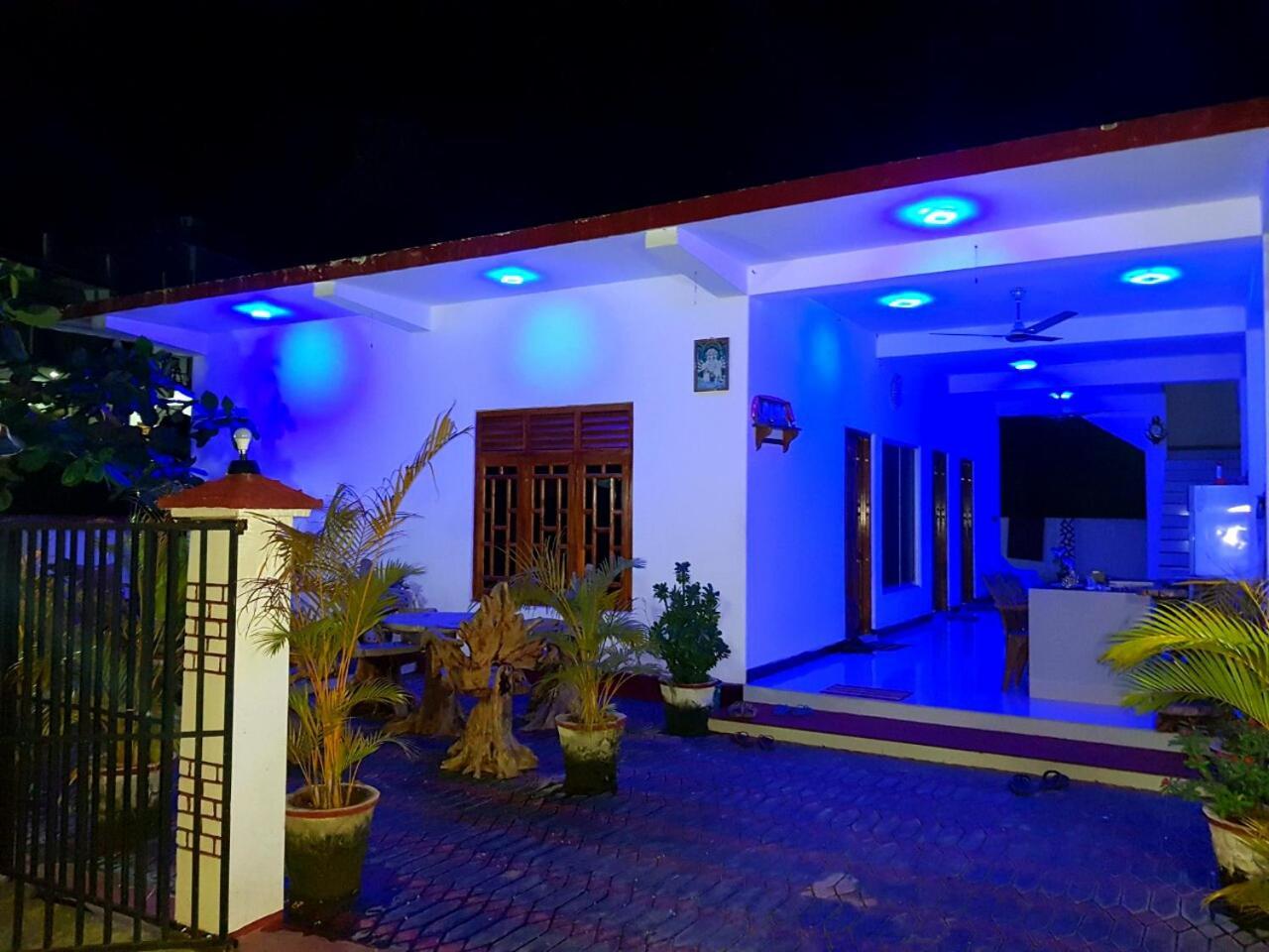 Hilton Cottage Trincomalee Bagian luar foto